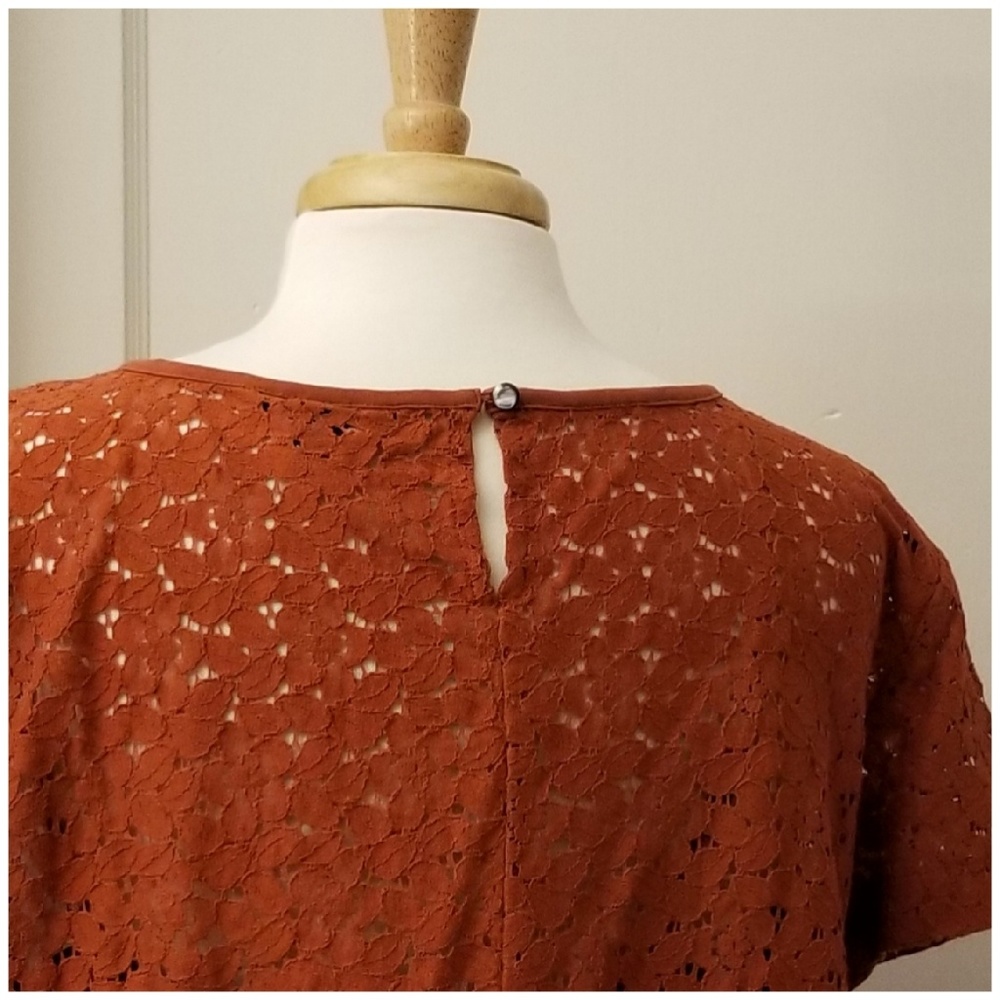 Lands' End lacy blouse - Picture 4 of 6
